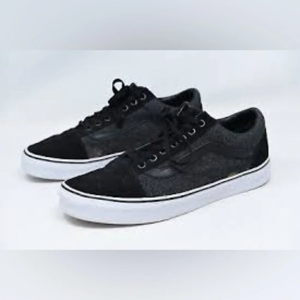 Vans black gray old skool sneakers men's size 11‎